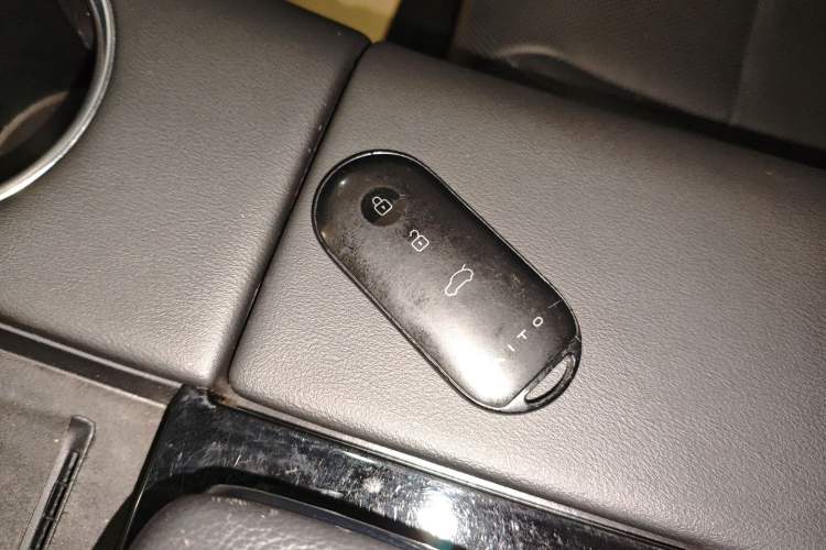 Used Hima AITO M5 2022 Extended-Range Four-Wheel Drive Performance Version
