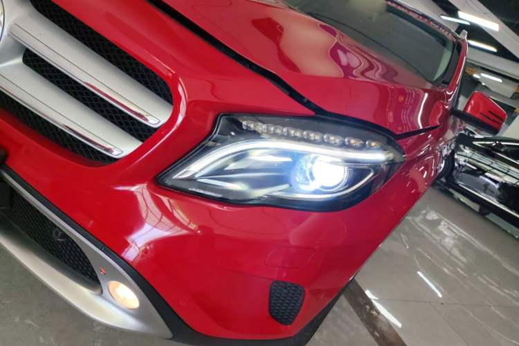 Used Mercedes-Benz GLA 2015 GLA 200 Fashion Model
