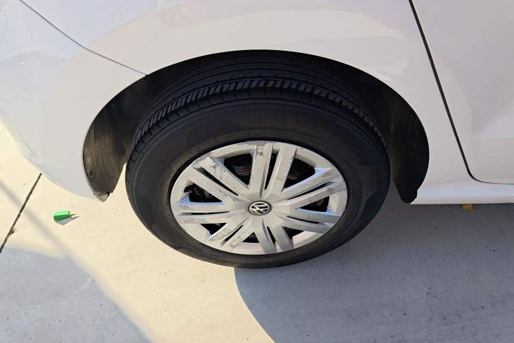 Used Volkswagen Polo 2016 1.4L Manual Fashion Model