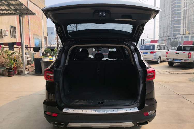 Used Dongfeng Aeolus AX7 2018 Classic 1.6T Automatic Luxury Model