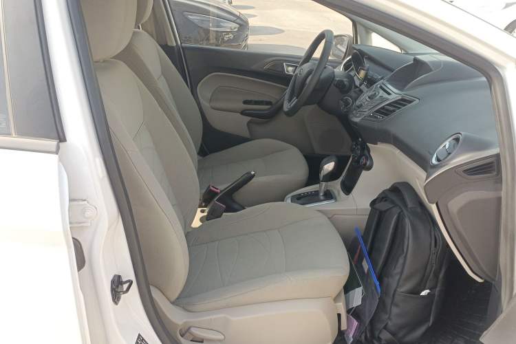 Used Ford Fiesta 2013 Sedan 1.5L Automatic Fashion Edition