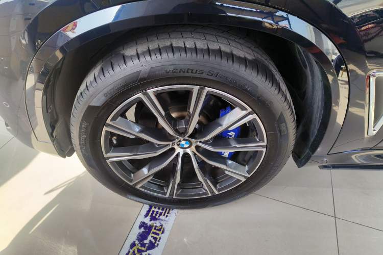 Used BMW X5 2022 Restyled xDrive 30Li Luxury Version M Sport Package