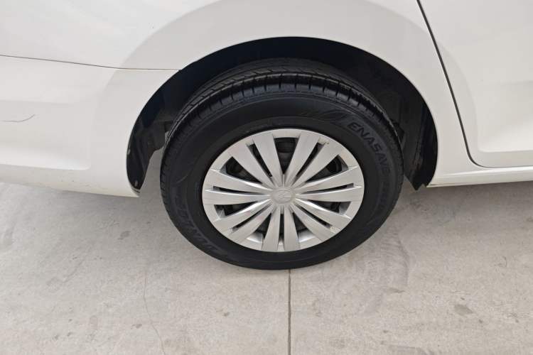 Used Volkswagen Santana 2016 1.6L Manual Fashion Edition