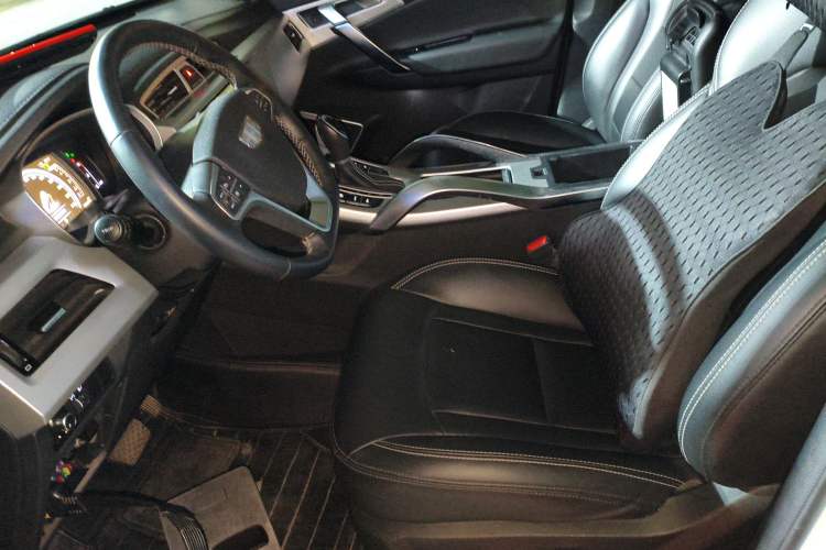 Used Geely Auto Emgrand X7 Sport 2016 1.8TD Automatic Smart Model
