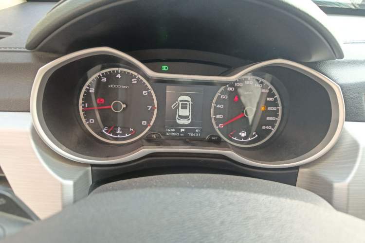 Used Geely Auto Emgrand X7 Sport 2018 1.8TD Automatic Two-Wheel Drive Zhiya Model