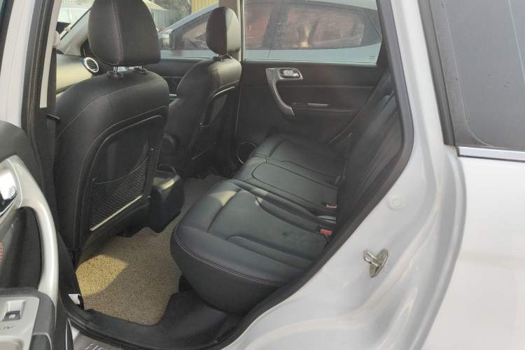 Used Haval H6 2016 Upgraded Model 1.5T Automatic Two-Wheel Drive Elite Version
