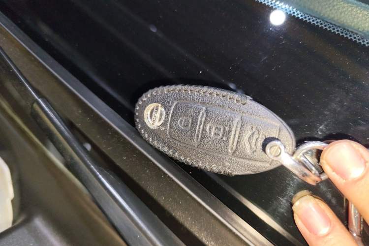 Used Nissan X-Trail 2017 2.5L CVT Luxury Edition 4WD
