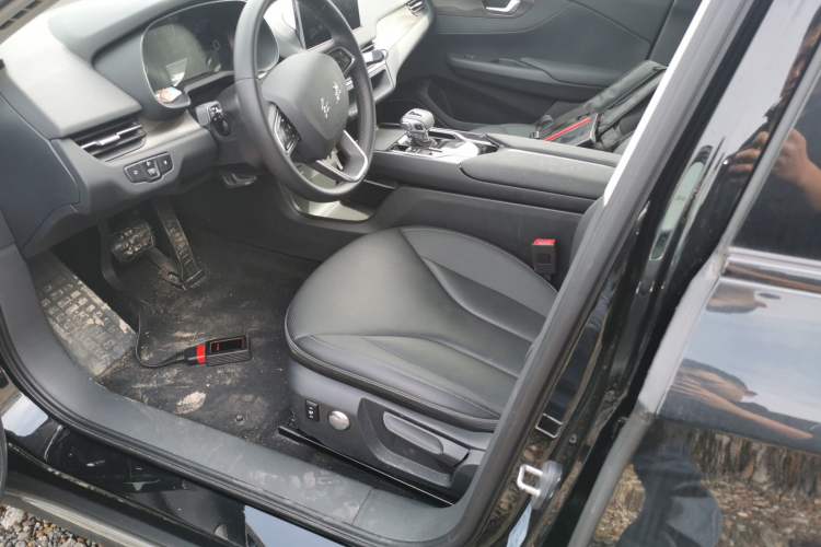 Used Hongqi E-QM5 2023 Revised Version Basic Travel Edition
