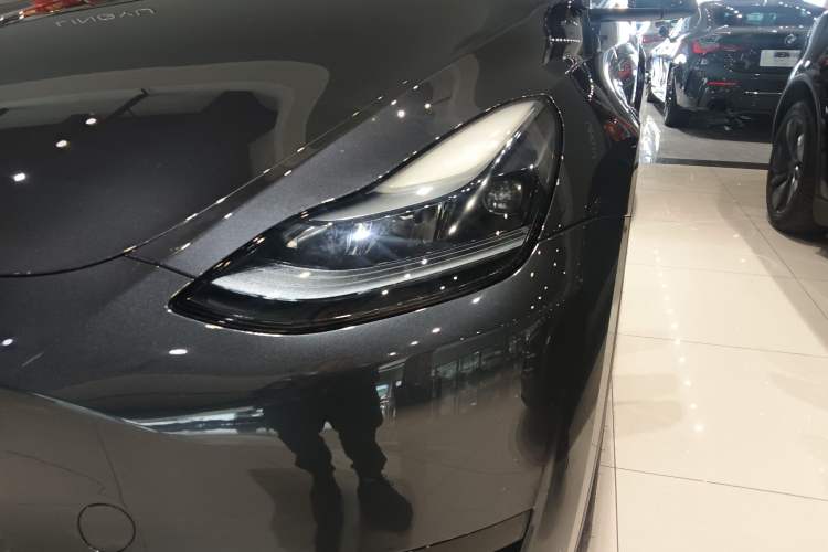 Used Tesla Model Y 2024 Rear-Wheel-Drive Version