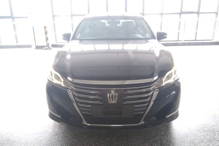 Used Toyota Crown 2015 2.5L Smart Edition
