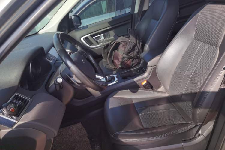 Used Land Rover Discovery Sport 2018 240 PS SE Version
