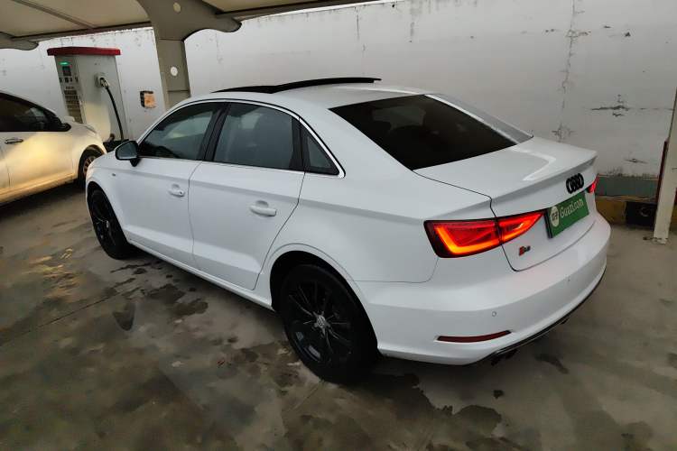 Used Audi A3 2015 Limousine 35 TFSI Millionth Anniversary Comfort Model