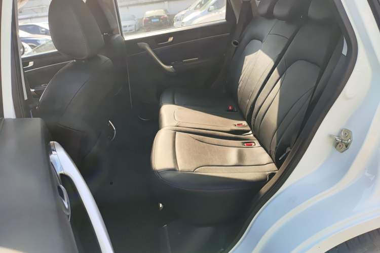 Used Haval M6 2019 1.5T Manual Two-Wheel Drive Elite Version China VI Standard
