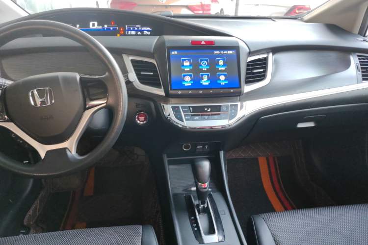 Used Honda Jade 2016 1.8L Automatic Comfort Elite Version 5 Seats
