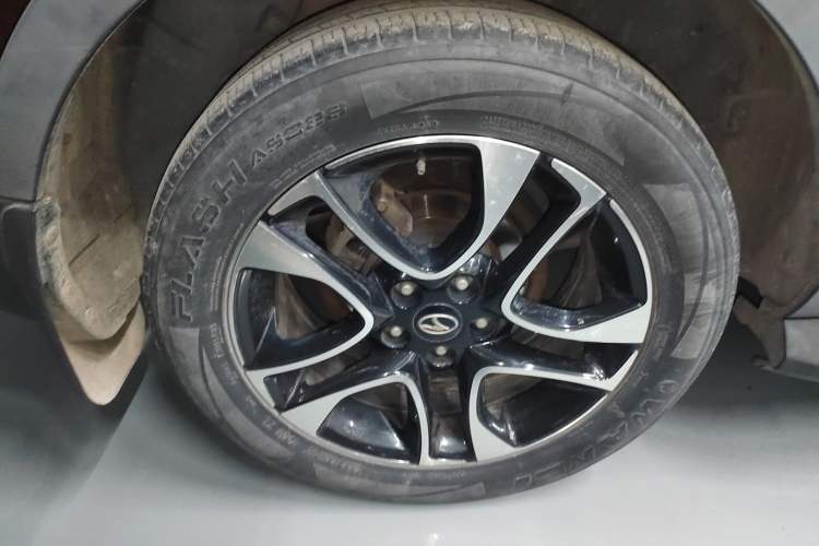 Used Soueast DX7 2017 1.5T Automatic Glory Edition