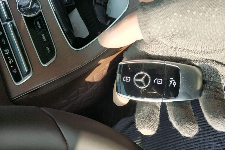 Used Mercedes-Benz E-Class 2020 Facelift E 260 L
