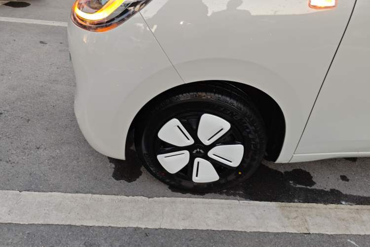 Used Wuling Hongguang MINIEV 2025 Four-Door Version Advanced Edition