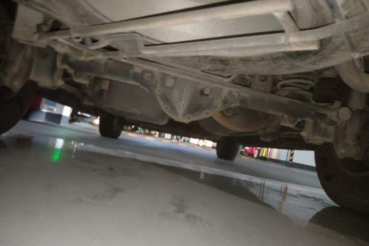 Used Roewe W5 2014 1.8T 2WD Automatic Tharu Special Edition