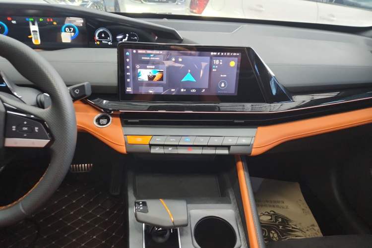 Used Changan UNI-V 2023 1.5T Sport Edition
