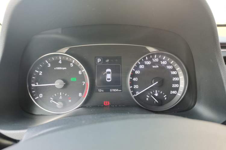 Used Hyundai Elantra 2016 1.6L Automatic ZhiXuan – Elite Version
