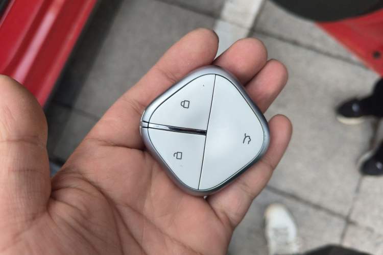 Used Baojun KiWi EV 2022 Designer Lite Edition Lithium Iron Phosphate