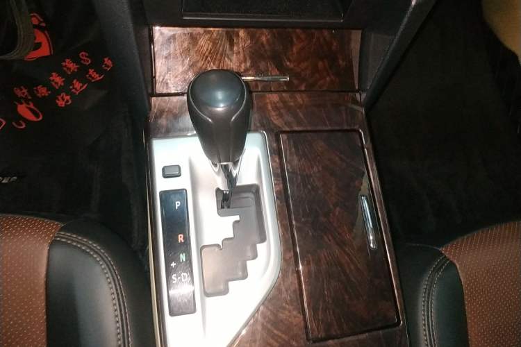 Used Toyota Camry 2015 2.0E Elite Edition
