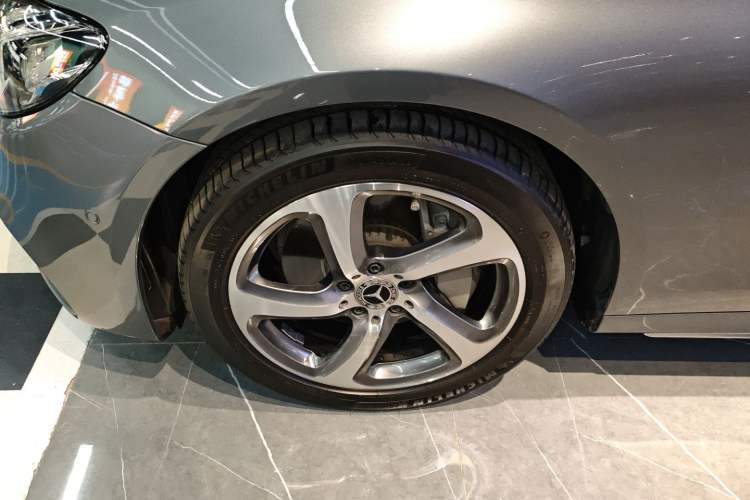 Used Mercedes-Benz E-Class 2019 Restyled E 300 L Sporty and Stylish Edition