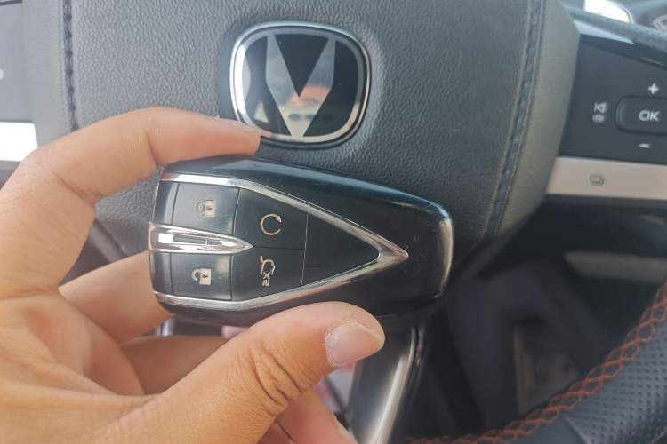 Used Changan UNI-V 2024 1.5T Prestige Sport Edition
