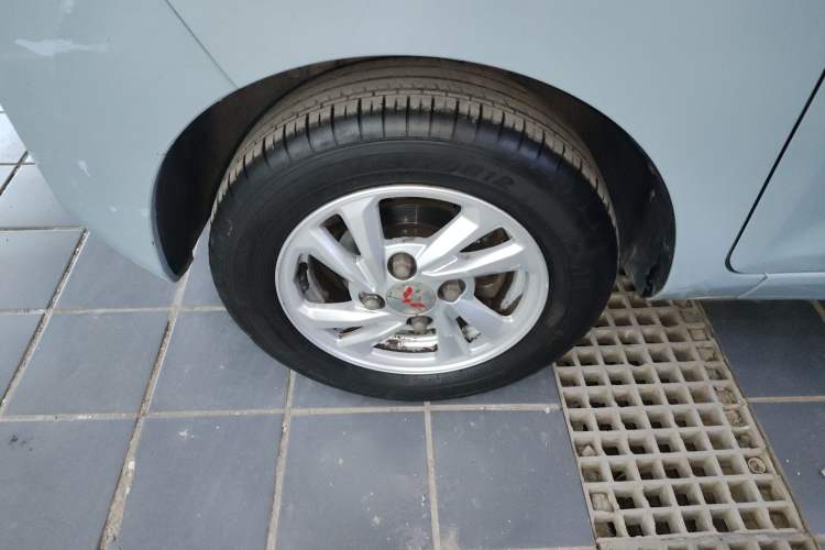 Used Wuling Hongguang MINIEV 2020 Lite Version Lithium Iron Phosphate
