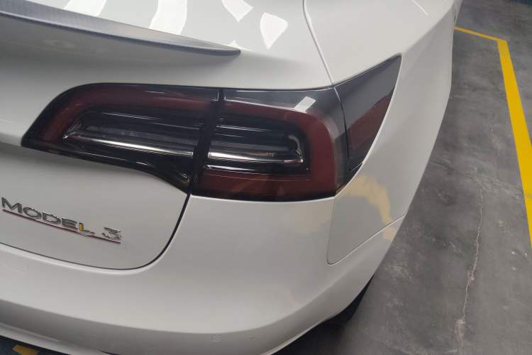 Used Tesla Model 3 2021 Revised Version II – Performance High-Performance All-Wheel-Drive Edition
