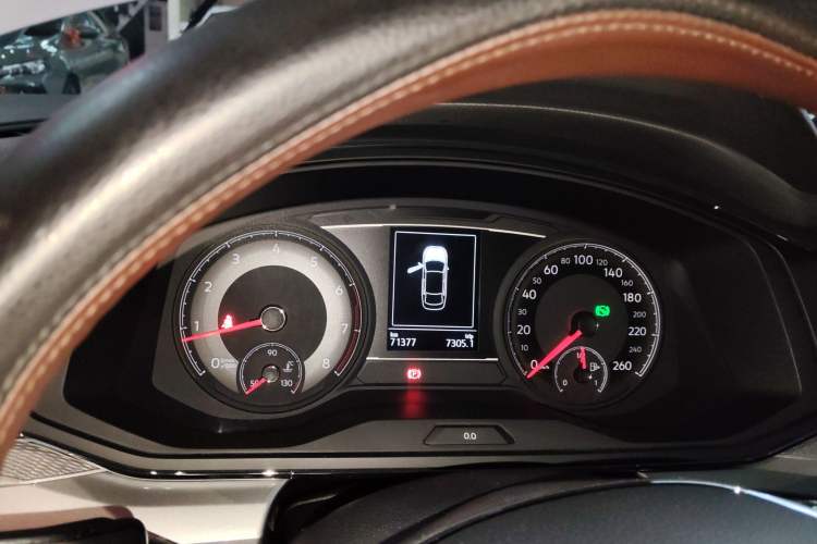 Used Volkswagen Lamando 2019 230TSI DSG Fashion Edition China V Standard