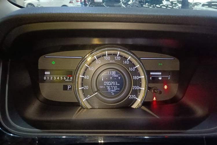 Used Honda Elysion 2016 2.4L Comfort Edition
