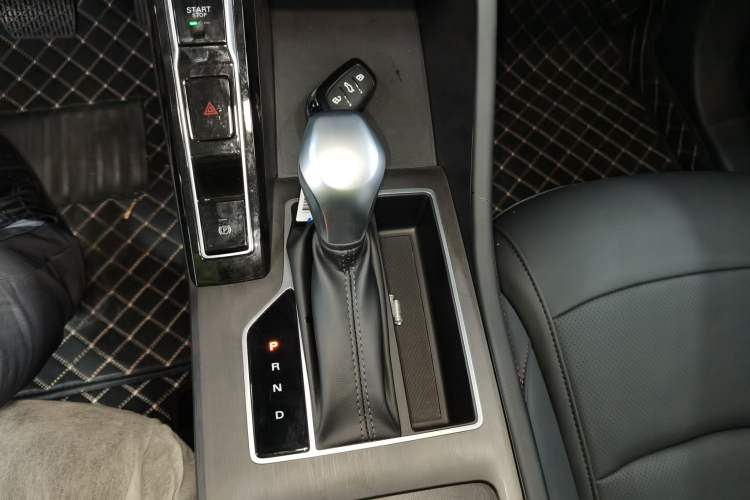 Used Roewe i5 2023 1.5L CVT Luxury Edition
