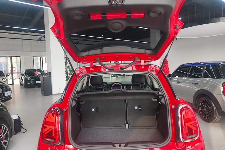 Used  MINI 2021 1.5T COOPER Artist
