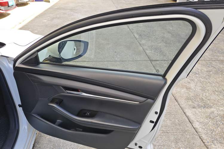 Used Mazda Mazda 3 Axela 2021 2.0L Automatic Zhiya Edition