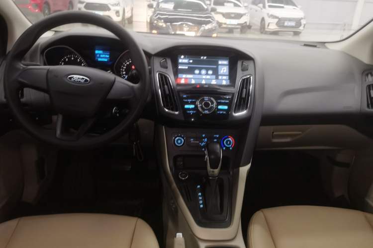 Used Ford Focus 2017 Sedan 1.6L Automatic Comfort Plus SmartDrive Edition
