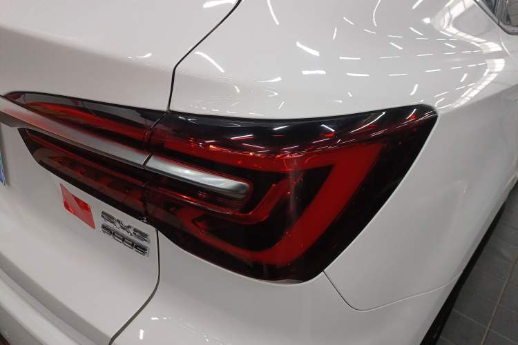 Used Roewe RX5 2020 PLUS 300TGI Automatic Ali National Style Luxury Edition
