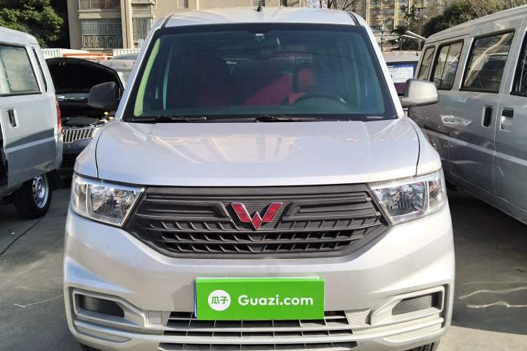 Used Wuling Hongguang V 2022 1.5L Jingqu Version Hydraulic Power Steering LAR
