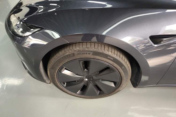 Used Tesla Model 3 2023 Rear-Wheel-Drive Version