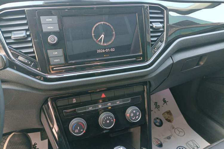 Used Volkswagen T-ROC 2019 280TSI DSG Two-Wheel Drive Comfort Version China VI Standard
