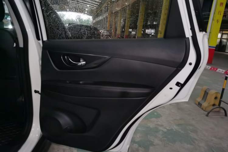 Used Nissan X-Trail 2017 2.0L CVT Comfort Edition 2WD
