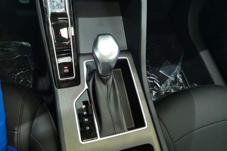 Used Roewe i5 2023 1.5L CVT Luxury Edition
