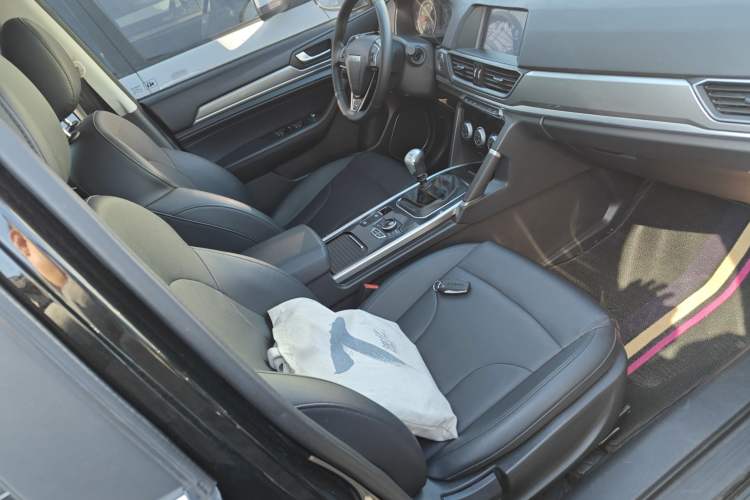 Used Haval H6 2019 Sport Edition 1.5T Manual Two-Wheel Drive Elite Model China VI Standard
