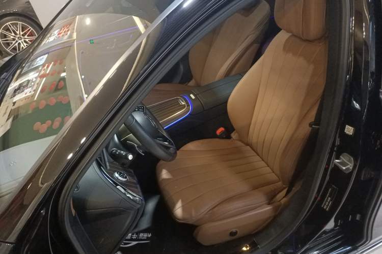 Used Mercedes-Benz E-Class 2024 E 300 L Stylish Model
