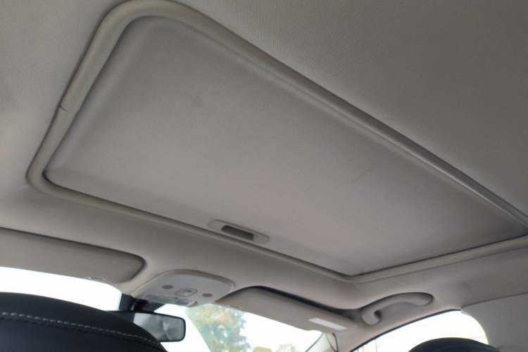 Used Peugeot 308 2014 Enjoy Edition Classic 1.6L Manual YouShang Model