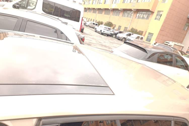 Used Volkswagen Golf 2016 230TSI Automatic Luxury Version
