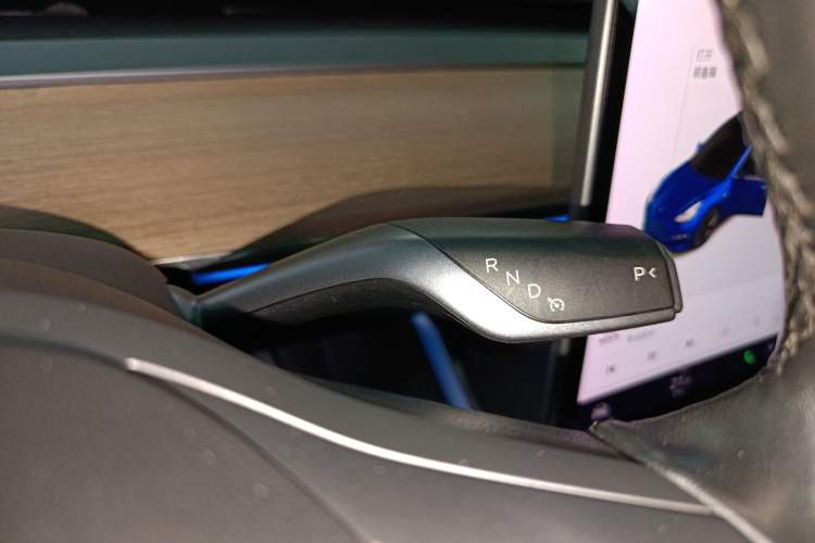 Used Tesla Model 3 2019 Long-Range All-Wheel-Drive Version
