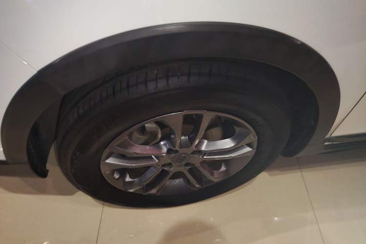 Used Geely Auto Vision X3 2020 1.5L CVT Luxury Model
