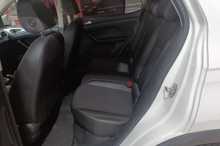 Used Volkswagen Tacqua 2021 200TSI DSG JoyConnect Edition