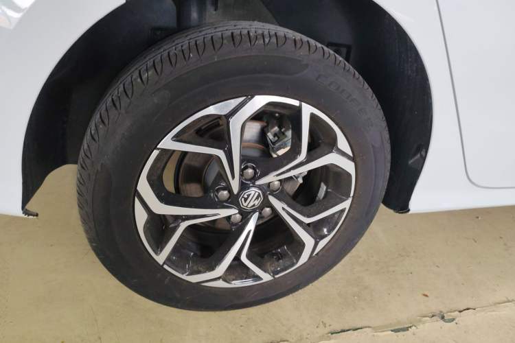 Used MG 5 2021 Revised Version 180 DVVT CVT Youth Luxury Edition
